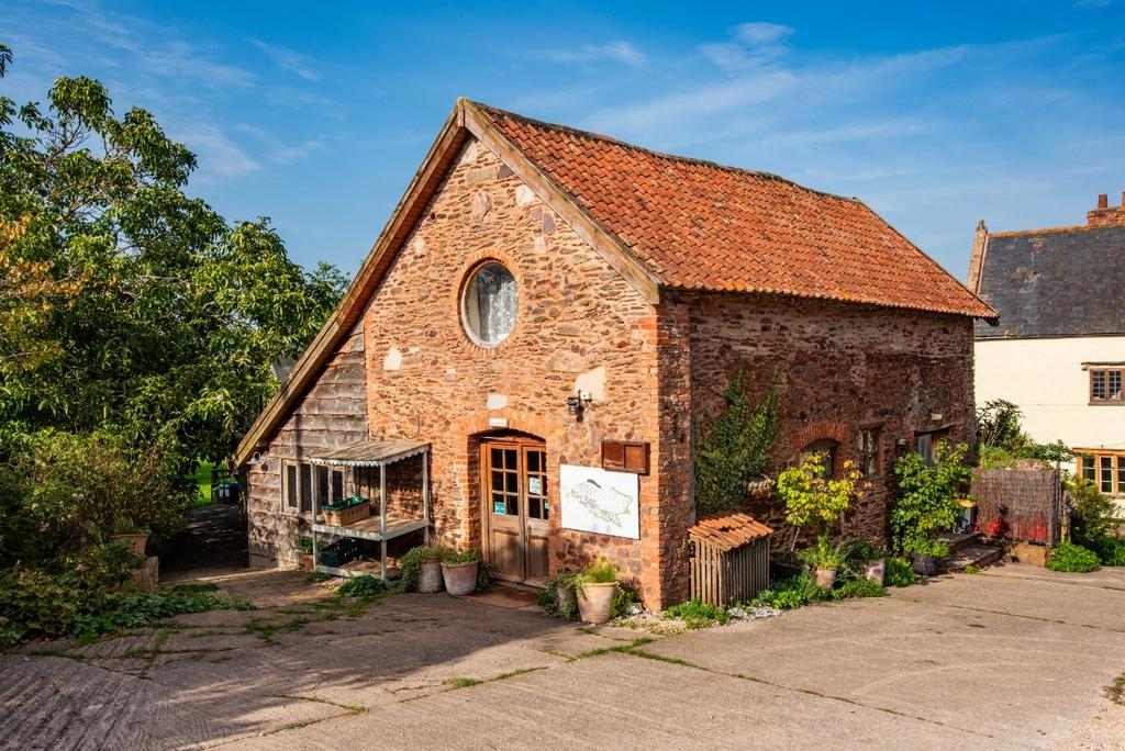 Cafe/Dove Loft