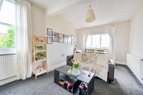 2 bedroom flat to rent, Sinclair Road, Brook Green, London, W14