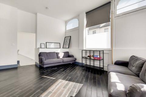 3 bedroom flat to rent, London Road, Plaistow, London, E13