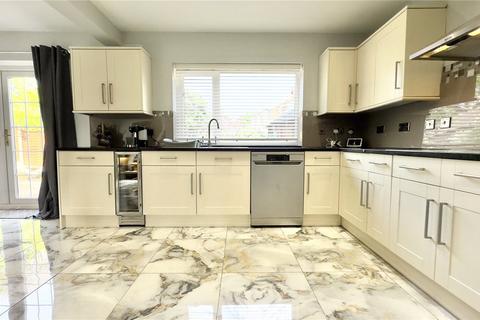 4 Maple Tree Grove, Wirral, CH60 1UR