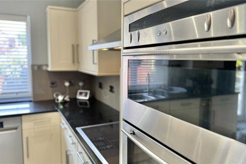 4 Maple Tree Grove, Wirral, CH60 1UR