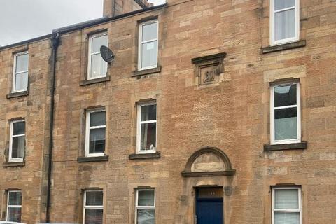 2 bedroom flat to rent, Bruce Street, Stirling Town, Stirling, FK8
