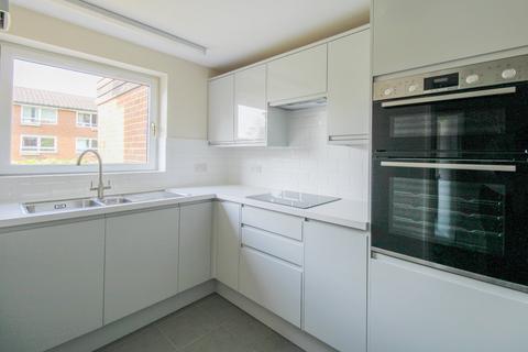2 bedroom apartment for sale, Tidenham Gardens, Croydon, CR0