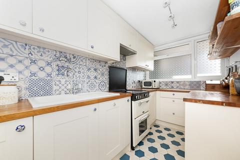 2 bedroom apartment for sale, Sylvan Road, Crystal Palace, SE19