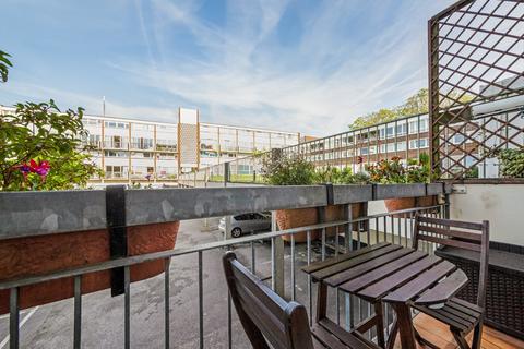 2 bedroom apartment for sale, Sylvan Road, Crystal Palace, SE19