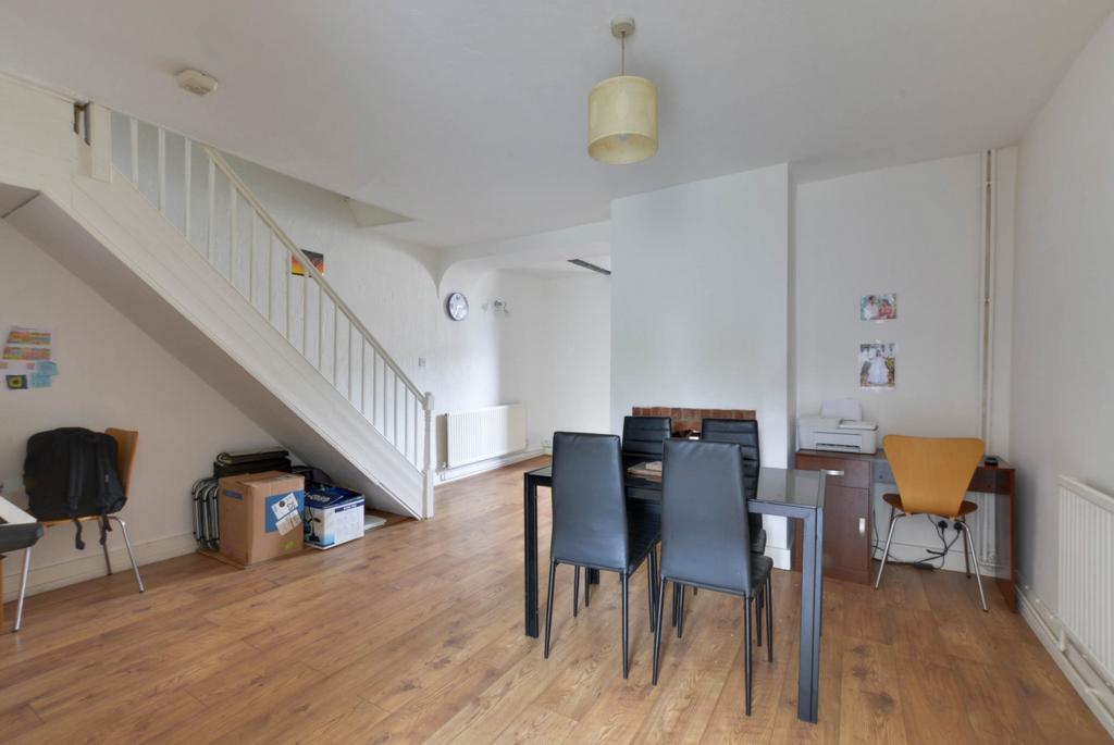 Wingfield Road, Trowbridge... 1 bed terraced house for sale £200,000