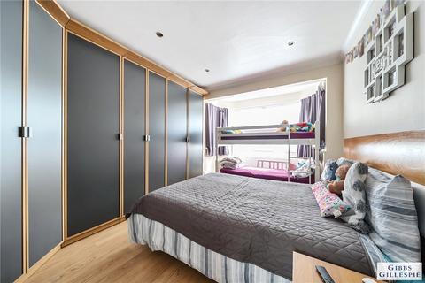 3 bedroom end of terrace house for sale, Grasmere Avenue, Wembley, Middlesex