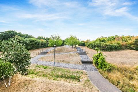 96 Sandpiper Close, Greenhithe, DA9 9RY