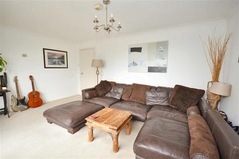 2 bedroom flat for sale, Copper Beeches, Milton Road, Harpenden