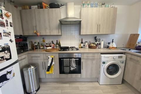 1 bedroom flat to rent, Prince Road, London