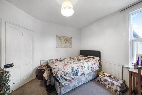 20 Archer Road, London, SE25 4JN