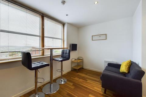 Studio to rent, West Point, 29 Wellington Street, Leeds, LS1 4JJ