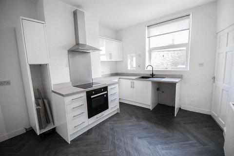 2 bedroom house to rent, Browning Avenue, Halifax