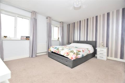 5 Holly Crescent, East Ardsley, Wakefield, WF3 2LY