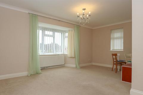 2 bedroom detached bungalow for sale, Willowbed Walk, Hastings