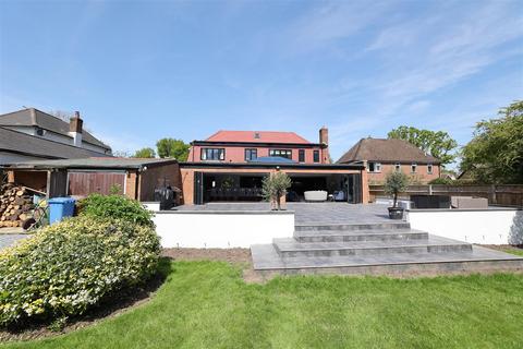 5 bedroom detached house for sale, Scatterdells Lane, Chipperfield, WD4