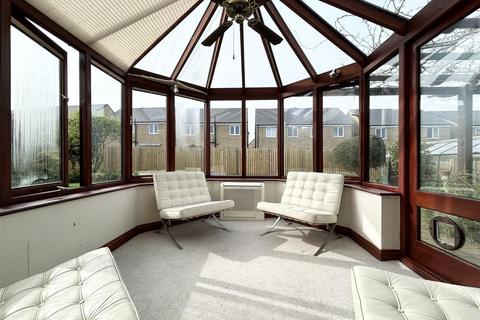 3 bedroom detached bungalow for sale, Bedale Drive, Skelmanthorpe, Huddersfield, HD8 9EU
