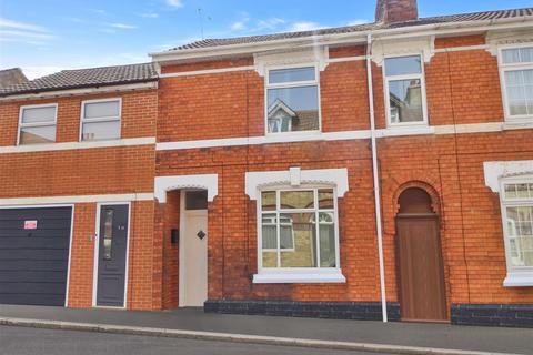 3 bedroom terraced house to rent, Oxford Street, Kettering NN16