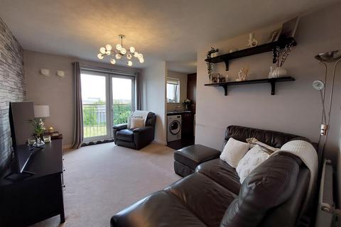 3 bedroom flat for sale, Whimbrel Wynd, Renfrew PA4