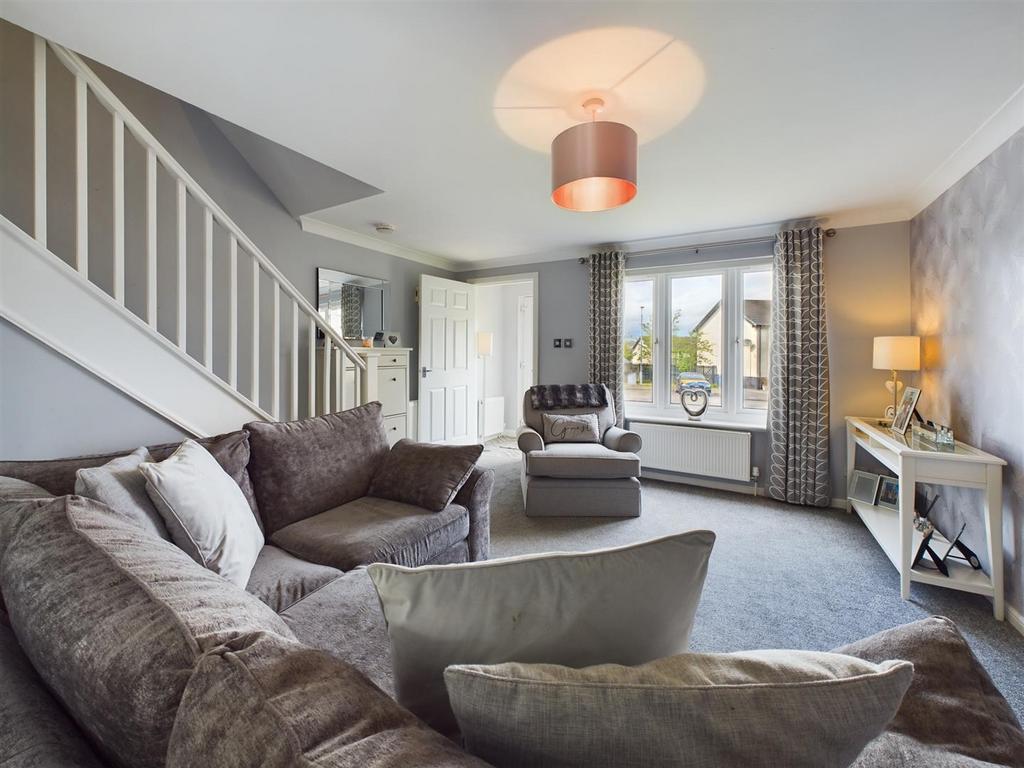 John Lang Street, Johnstone PA5 2 bed end of terrace house for sale £155,000