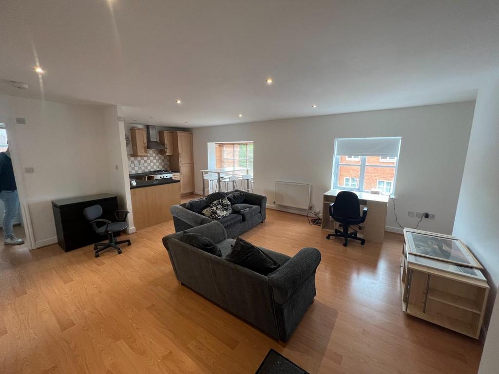 New Bradwell 2 bed apartment to rent £1,150 pcm (£265 pw)