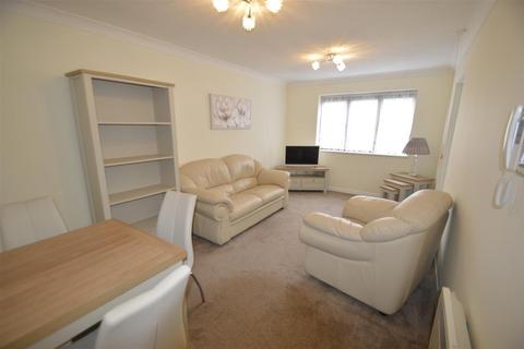 1 bedroom apartment for sale, Vienna Close, Ilford