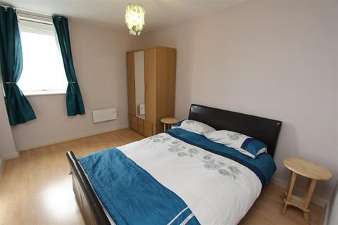 2 bedroom flat to rent, Aspect 14, Elmwood Lane