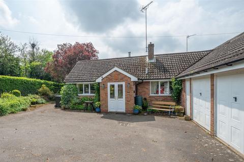 4 bedroom detached bungalow for sale, Wapping Lane, Redditch B98
