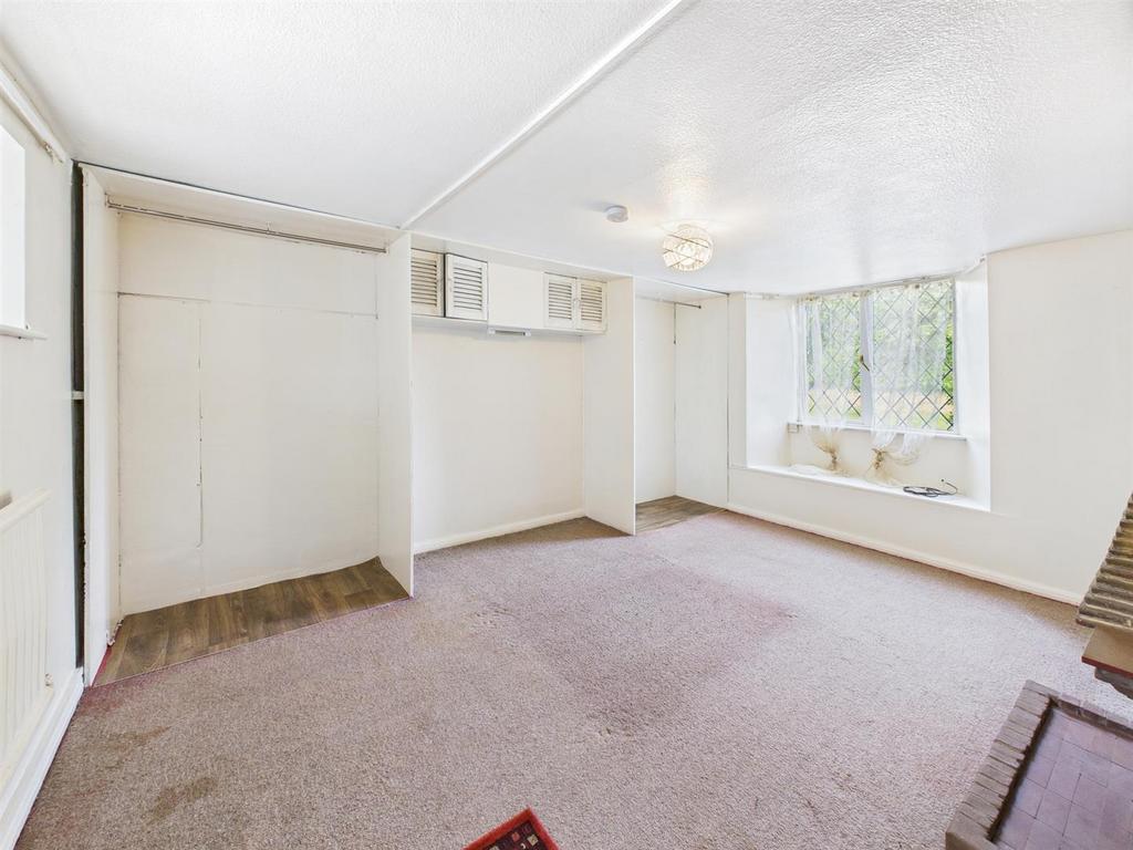Bedroom: