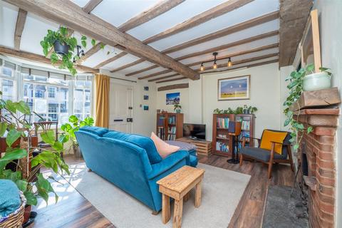 Tumbledown Cottage, 118 High Street, Henley-in-arden, B95 5BS
