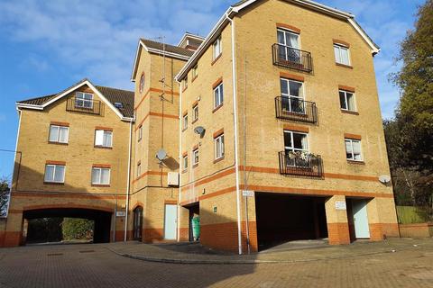 1 bedroom apartment to rent, Mallow Close, Portsmouth PO6