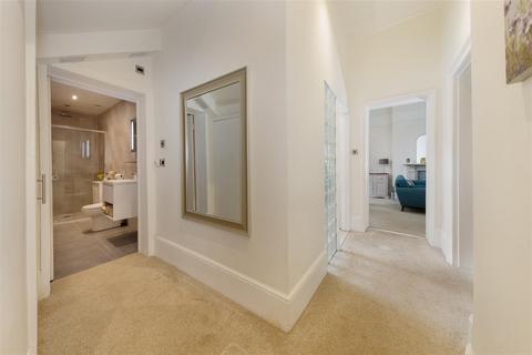 2 bedroom apartment for sale, Binswood Avenue, Leamington Spa