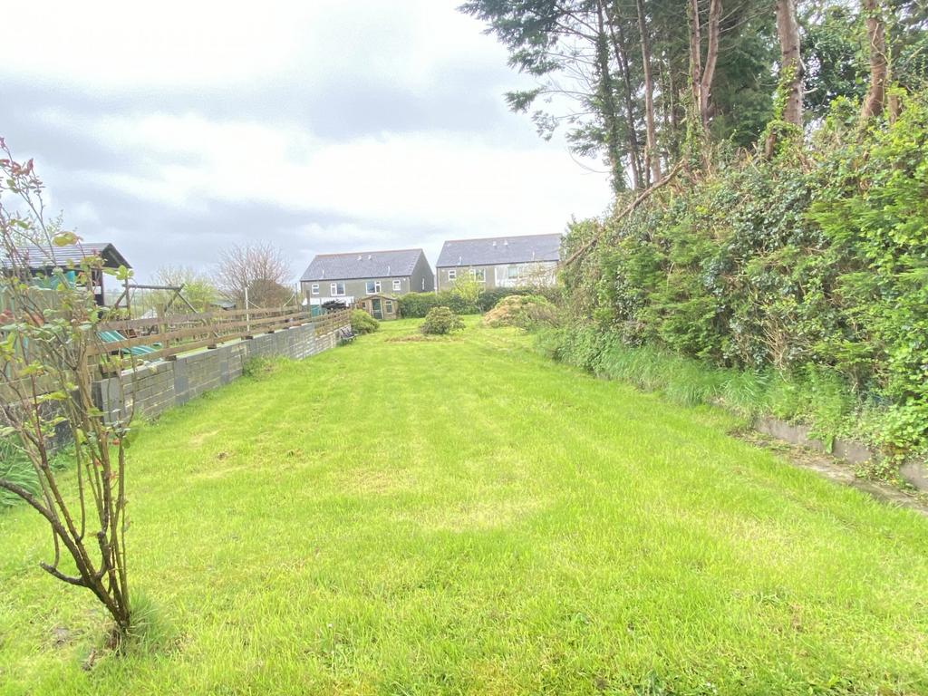 Llandissilio, Clynderwen, Pembrokeshire, SA66 3 bed terraced house for sale £180,000