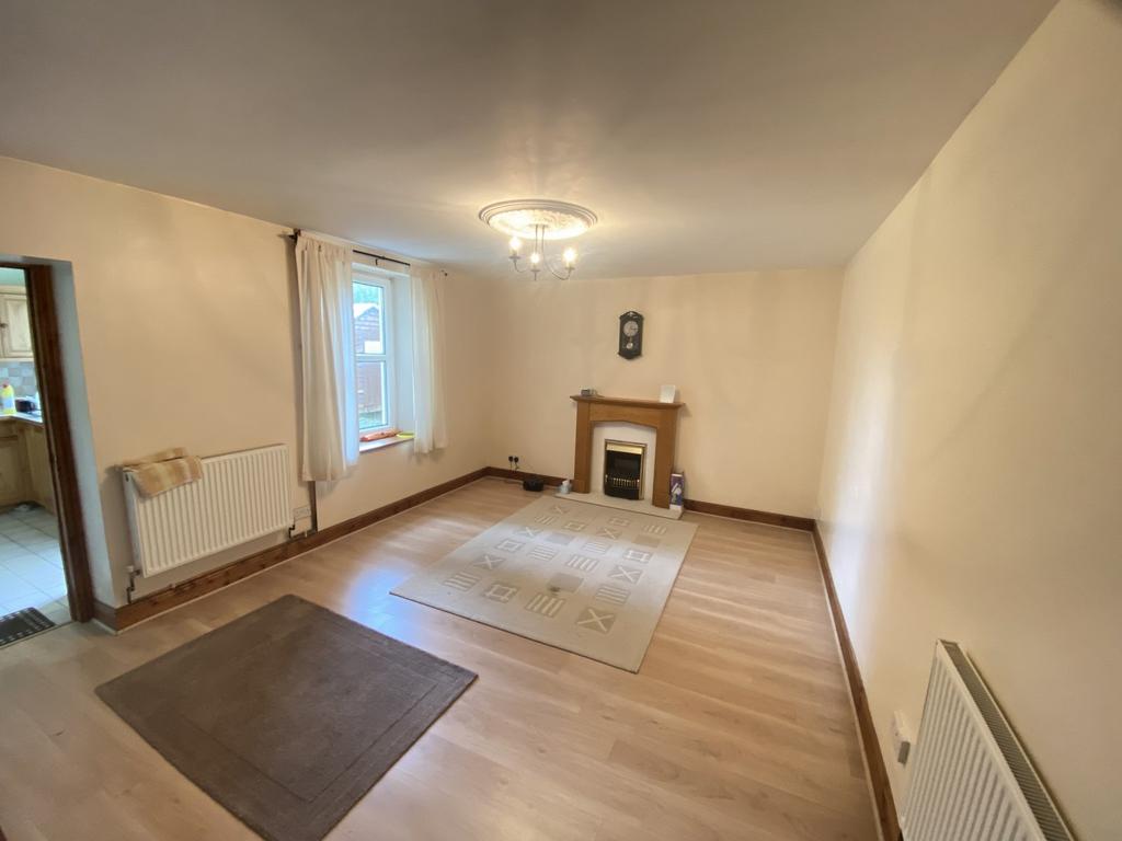 Llandissilio, Clynderwen, Pembrokeshire, SA66 3 bed terraced house for sale £180,000
