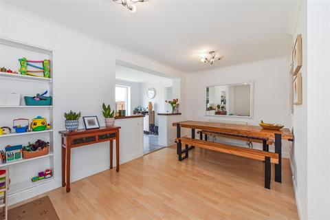 4 bedroom end of terrace house for sale, Kinver Close, Romsey, Hampshire