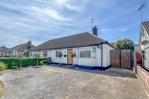 2 bedroom semi-detached bungalow for sale, Hatfield Road, Rayleigh SS6