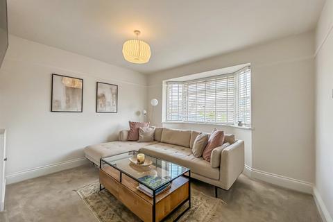 50 Hatfield Road, Rayleigh, SS6 9AR