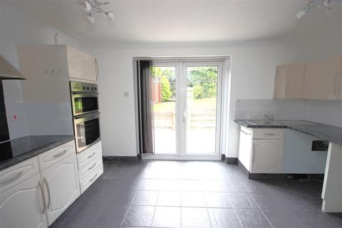 3 bedroom link detached house to rent, Grafton Close, Wellingborough NN8