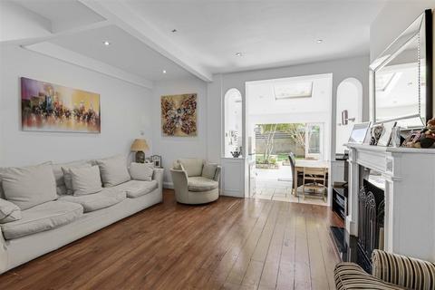 40 Ashlone Road, London, SW15 1LR