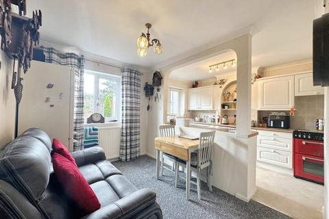 9 Glenview, St Austell, PL25 5HR