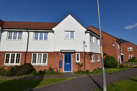 3 bedroom terraced house for sale, Brambling Avenue, Finberry, Ashford TN25