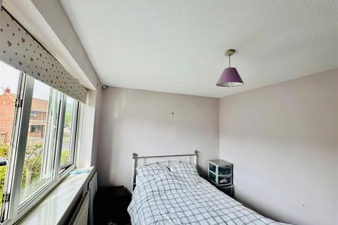 2 bedroom semi-detached house for sale, Hovingham Drive, Scarborough