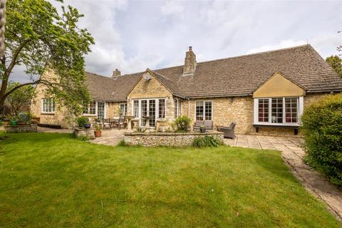 6 bedroom detached bungalow for sale, Hatch End, Kirtlington