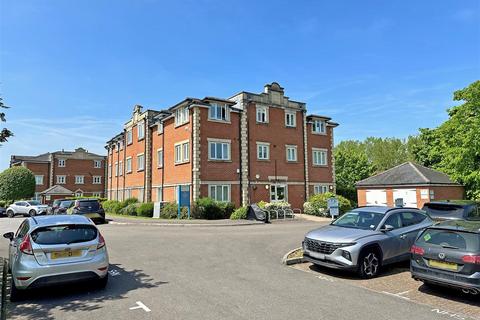 2 bedroom flat for sale, Anderson Court, Redhill