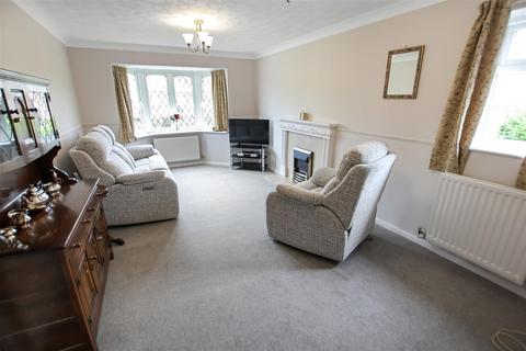 3 bedroom detached bungalow for sale, Broomfield Ave, Scruton, Northallerton