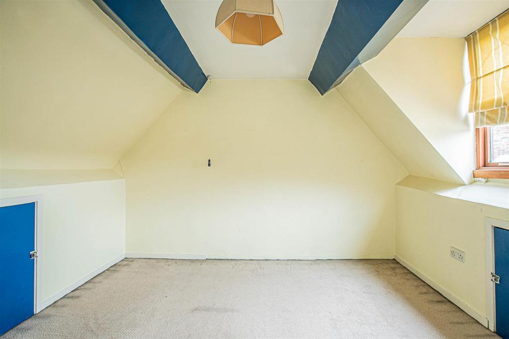 A05 I9826-2.jpg
