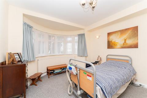 3 bedroom end of terrace house for sale, Brentvale Avenue,  Southall, Hanwell borders