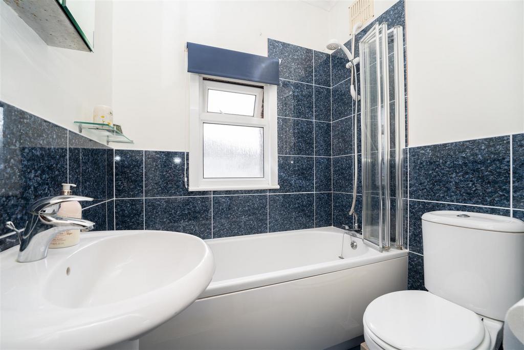 Bath 1.jpg