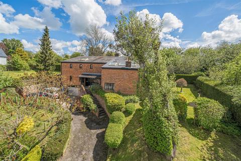 5 bedroom detached house for sale, High Street, Easterton