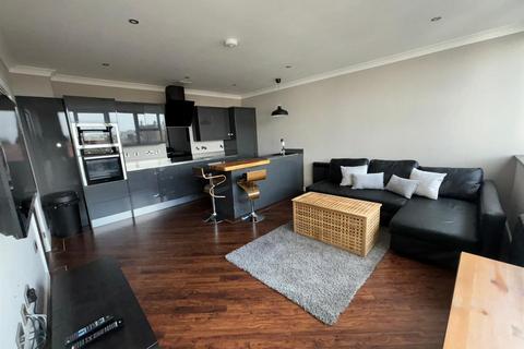 1 bedroom apartment to rent, Essex House, Manor St